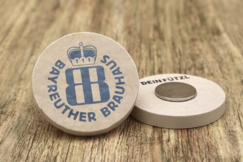 Bayreuther Hell - Kühlschrankmagnet 48 mm