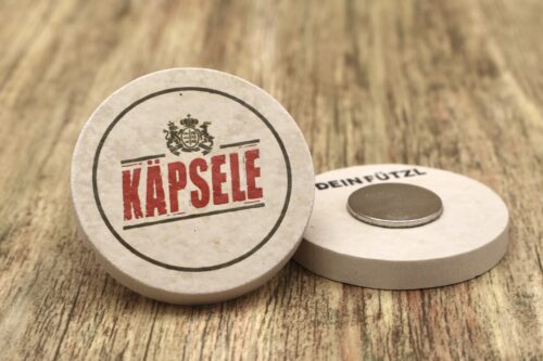 Käpsele - Kühlschrankmagnet 48mm