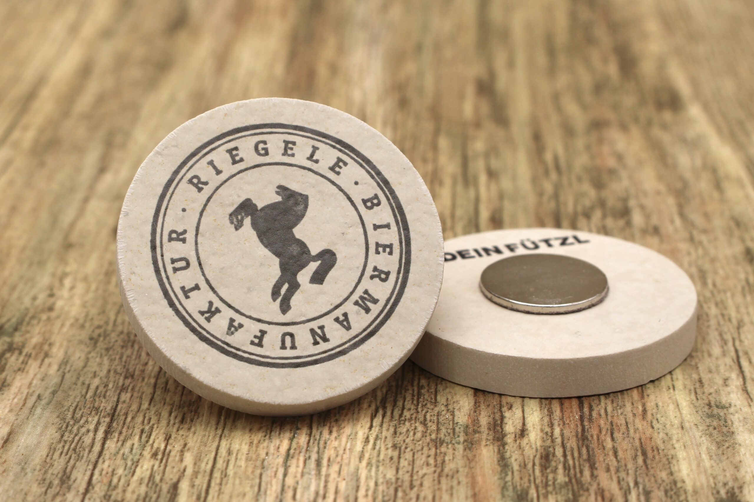 Riegele - Kühlschrankmagnet 48mm