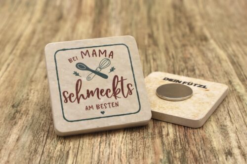 WBY Bei Mama schmeckts - Kühlschrankmagnet 48mm