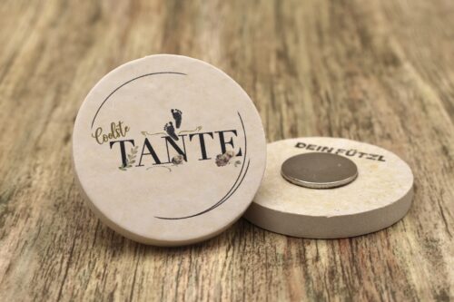 WBY Coolste Tante - Kühlschrankmagnet 48mm
