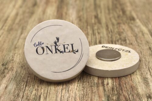 WBY Coolster Onkel - Kühlschrankmagnet 48mm