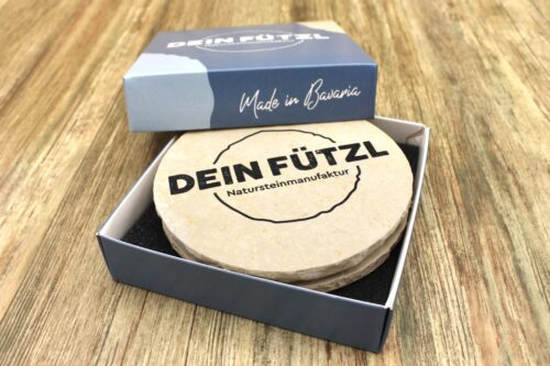 2er Set Zwiefalter Natursteinuntersetzer in der „Dein Fützl“ Geschenkverpackung